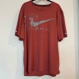 Nike Men’s Running Rust Short Sleeve Shirt